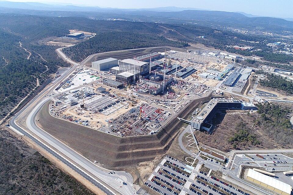 ITER — La Estrella Artificial que Construye la Humanidad, Francia